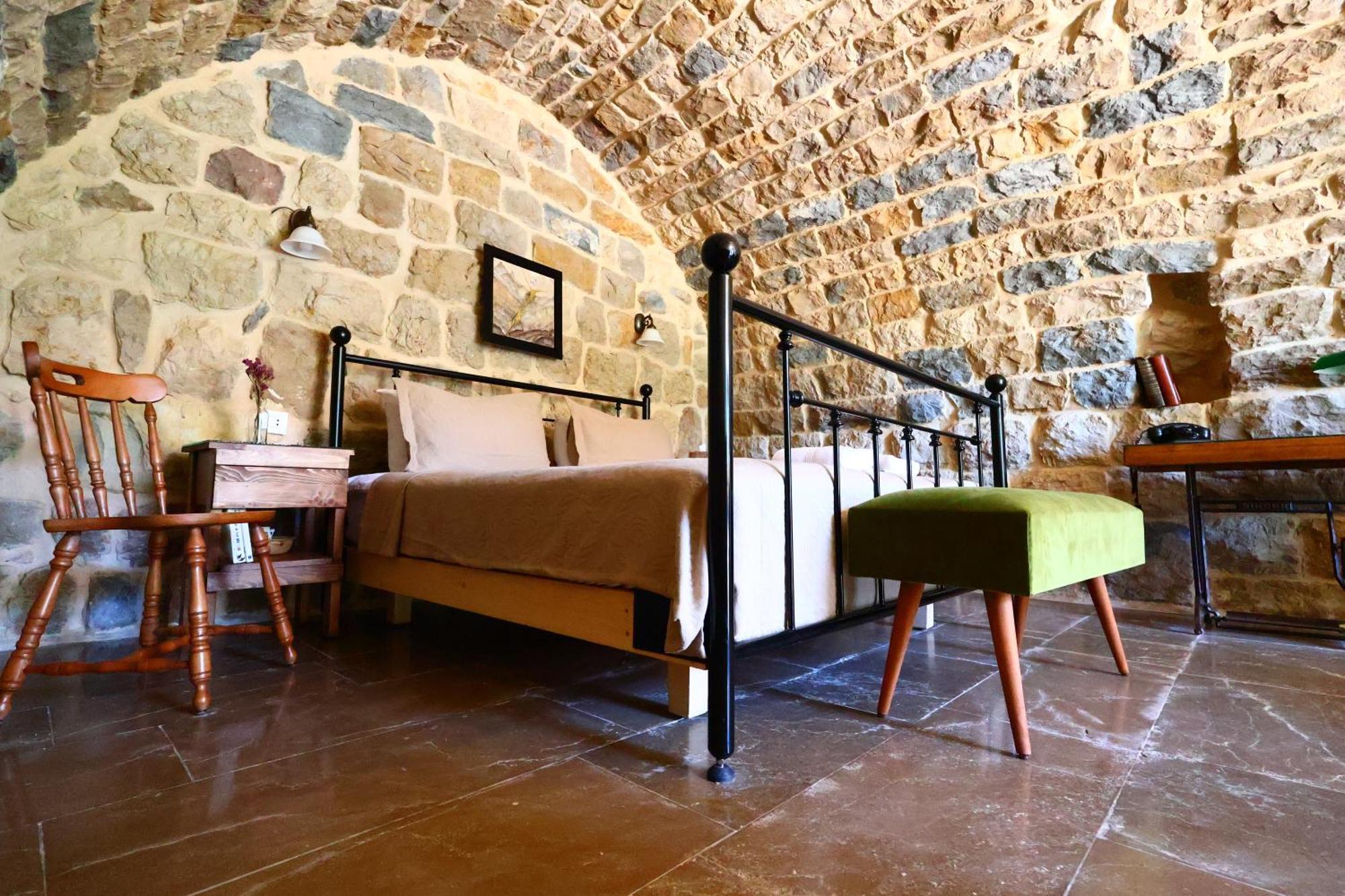 Stone Cellars Hotel Douma Kültér fotó